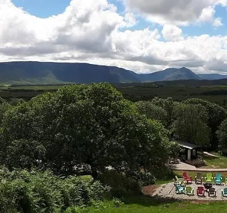 Acorn Wood Glamping 샬레