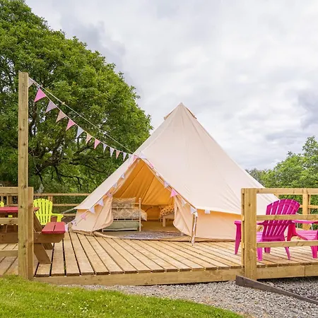 Acorn Wood Glamping 샬레 *