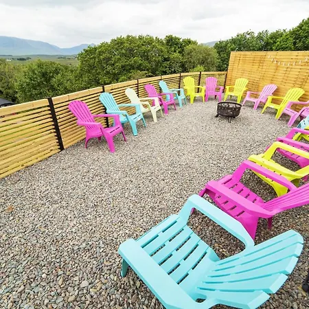 Acorn Wood Glamping 샬레
