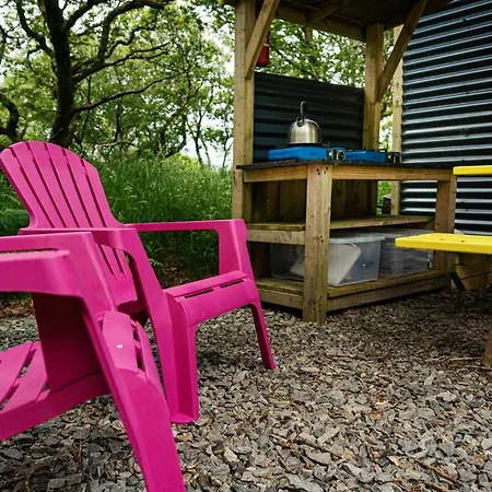 Acorn Wood Glamping *