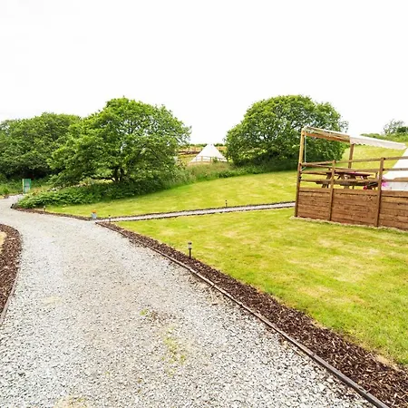 Acorn Wood Glamping 샬레