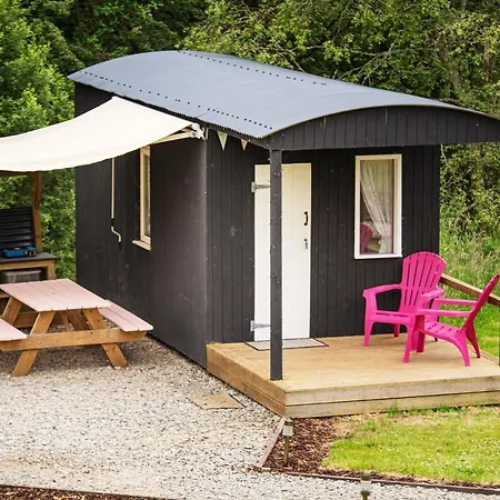 Acorn Wood Glamping 샬레 *